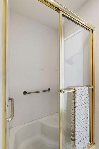 5764 W Kingdon Rd, Lodi, CA 95242