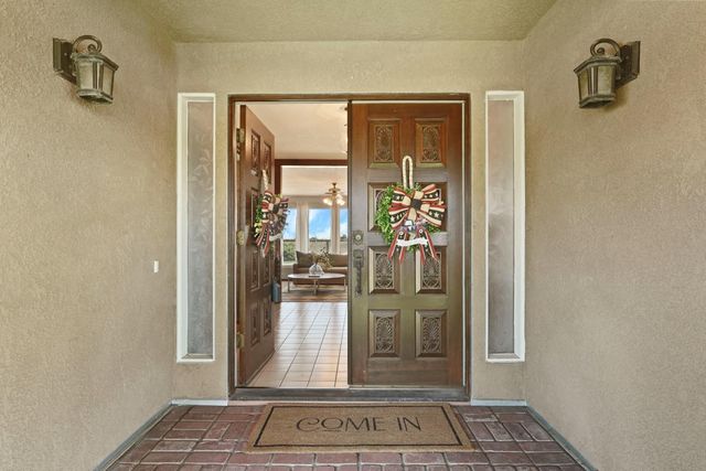 5764 W Kingdon Rd, Lodi, CA 95242