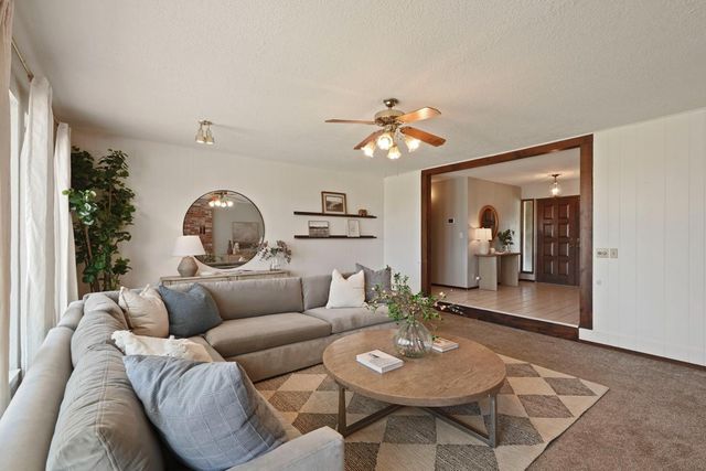 5764 W Kingdon Rd, Lodi, CA 95242