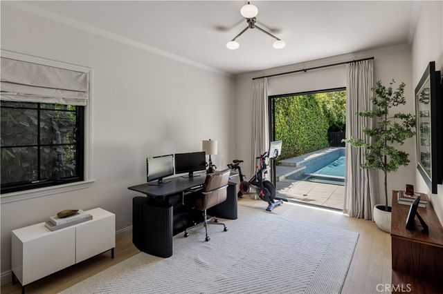 4223 Gentry Avenue, Studio City, CA 91604