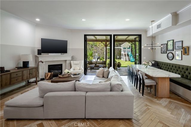 4223 Gentry Avenue, Studio City, CA 91604