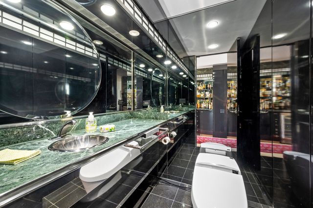 180 E PEARSON Street 6907, Chicago, IL 60611