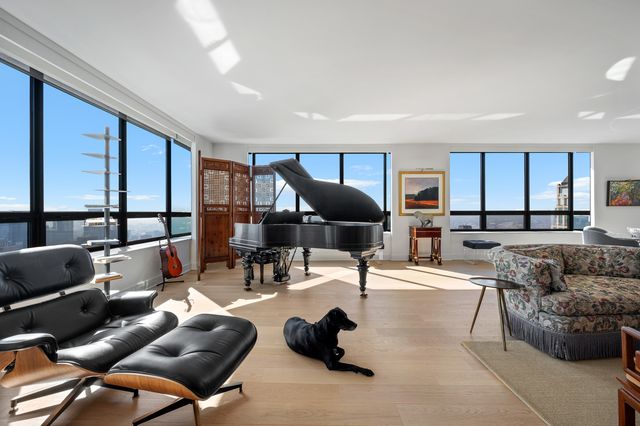 180 E PEARSON Street 6907, Chicago, IL 60611