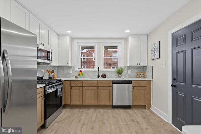951 ANCHOR ST, Philadelphia, PA 19124