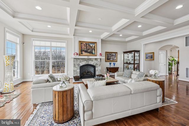 19027 TELEGRAPH SPRINGS RD, Purcellville, VA 20132