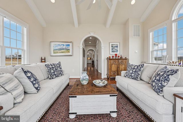 19027 TELEGRAPH SPRINGS RD, Purcellville, VA 20132