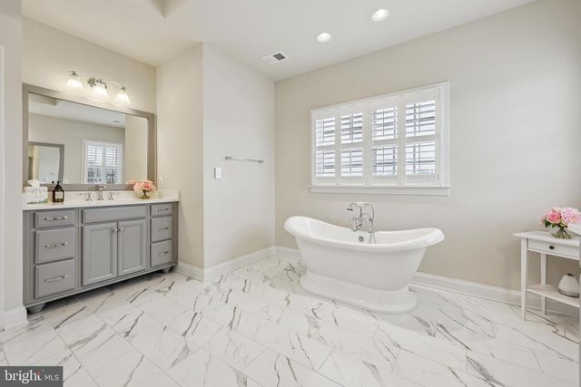 19027 TELEGRAPH SPRINGS RD, Purcellville, VA 20132