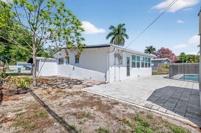 353 Shady Lane Road, Palm Springs, FL 33461