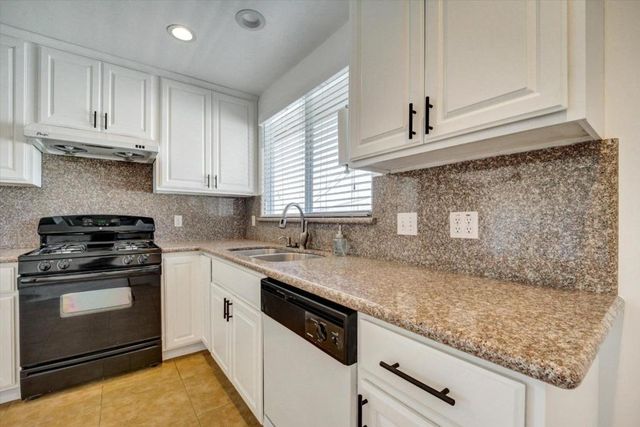 16876 Ehle Street, Castro Valley, CA 94578