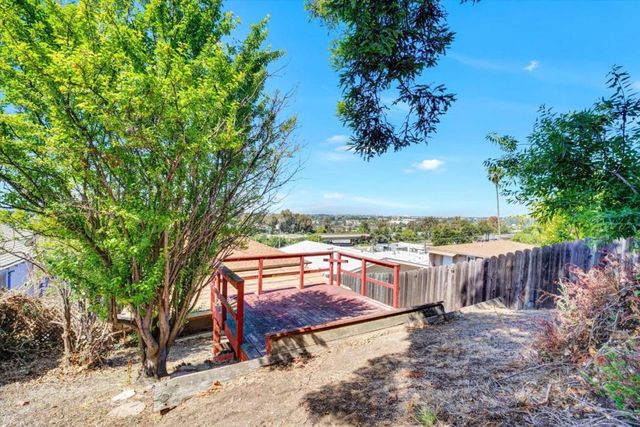 16876 Ehle Street, Castro Valley, CA 94578