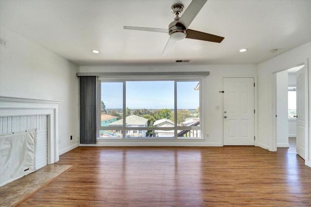 16876 Ehle Street, Castro Valley, CA 94578