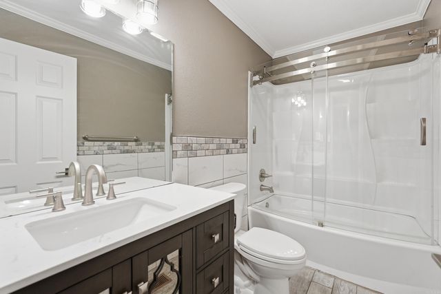 36 Par Court, Morrilton, AR 72110