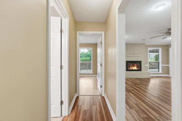 36 Par Court, Morrilton, AR 72110