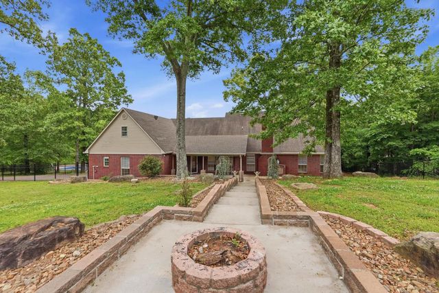36 Par Court, Morrilton, AR 72110