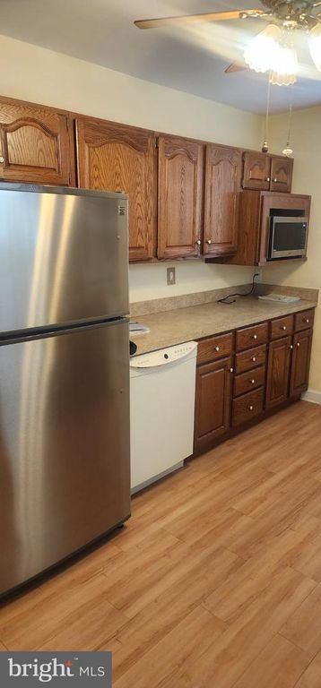 Image 3 of property listing at 6713 1/2 GERMAN HILL RD, Baltimore, MD 21222