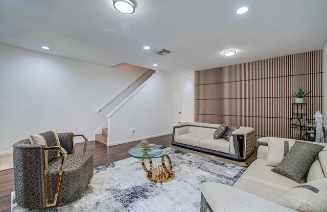 6000 Reims Road 3706, Houston, TX 77036
