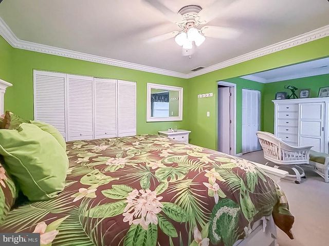 55 TEABERRY LN, Levittown, PA 19054