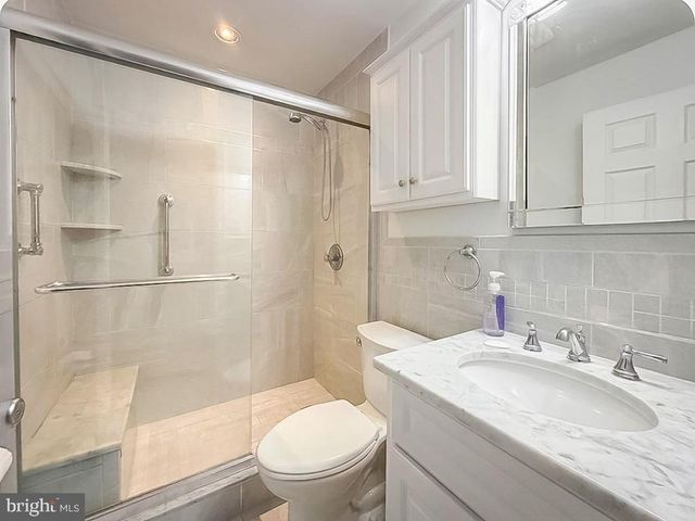 55 TEABERRY LN, Levittown, PA 19054