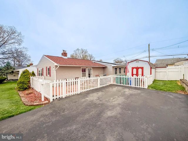 55 TEABERRY LN, Levittown, PA 19054