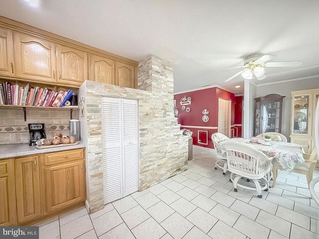 55 TEABERRY LN, Levittown, PA 19054