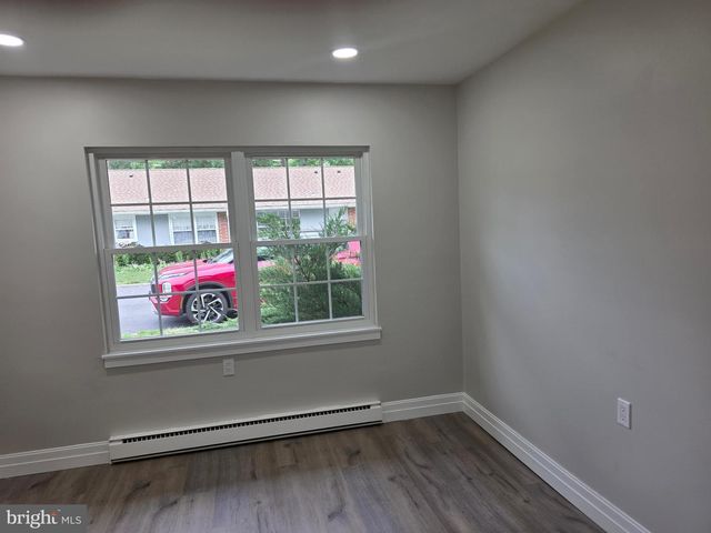 437-C PORTSMOUTH DR, Lakewood, NJ 08701