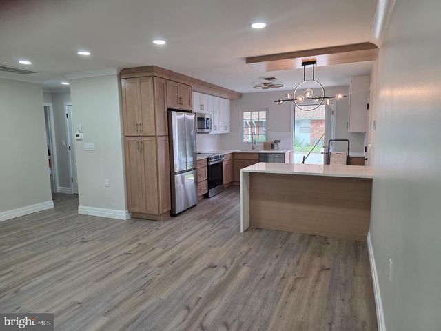 437-C PORTSMOUTH DR, Lakewood, NJ 08701