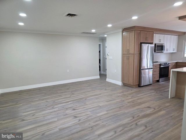 437-C PORTSMOUTH DR, Lakewood, NJ 08701
