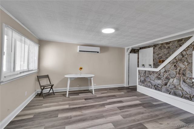 580 South Ogden Street W, Buffalo, NY 14206