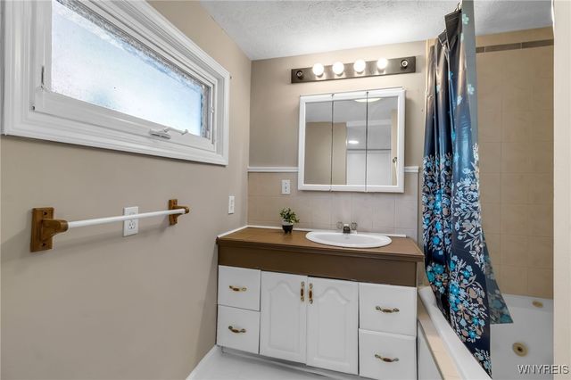 580 South Ogden Street W, Buffalo, NY 14206