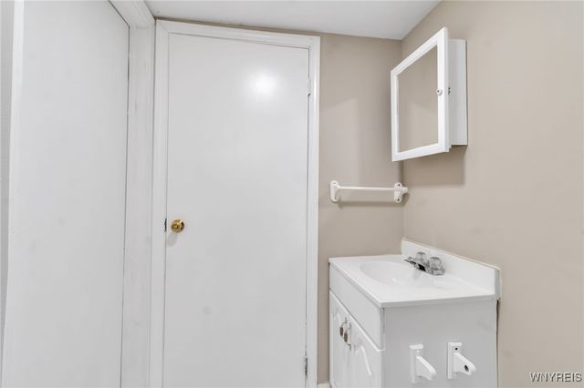 580 South Ogden Street W, Buffalo, NY 14206