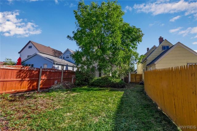 580 South Ogden Street W, Buffalo, NY 14206