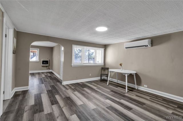 580 South Ogden Street W, Buffalo, NY 14206