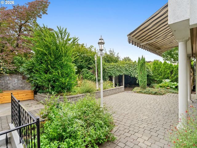 4733 Se FRANKLIN St, Portland, OR 97206