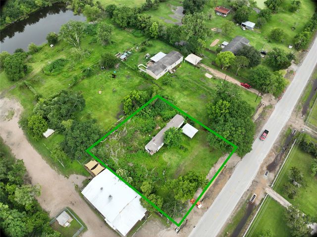 6905 Fm 646 Road S, Santa Fe, TX 77510