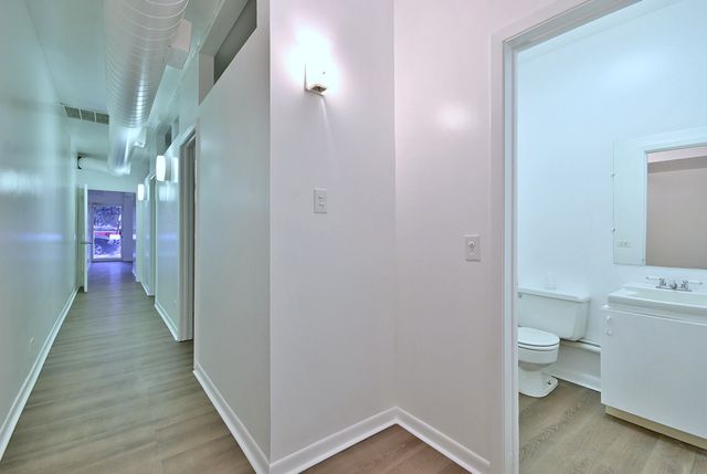 7460 W Belmont Avenue, Chicago, IL 60634