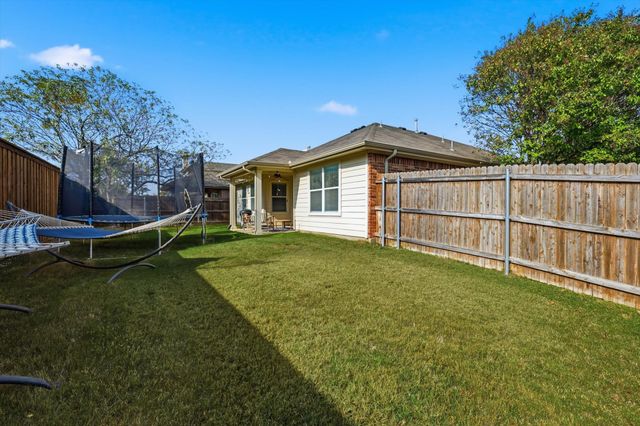 15736 Ringdove Court, Fort Worth, TX 76262