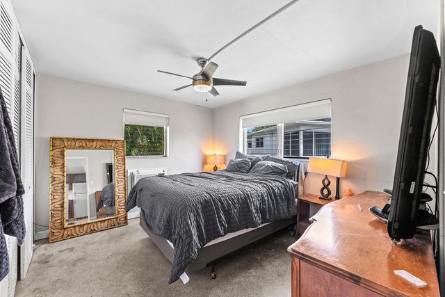 1045 SE 15th Street 13d, Fort Lauderdale, FL 33316