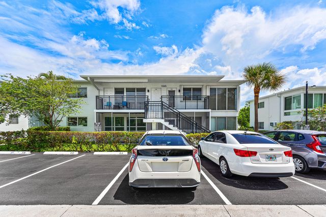 1045 SE 15th Street 13d, Fort Lauderdale, FL 33316