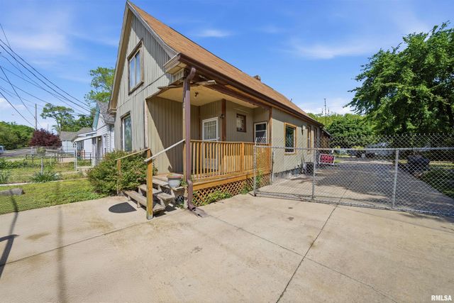 2607 W LINCOLN Avenue, Peoria, IL 61605