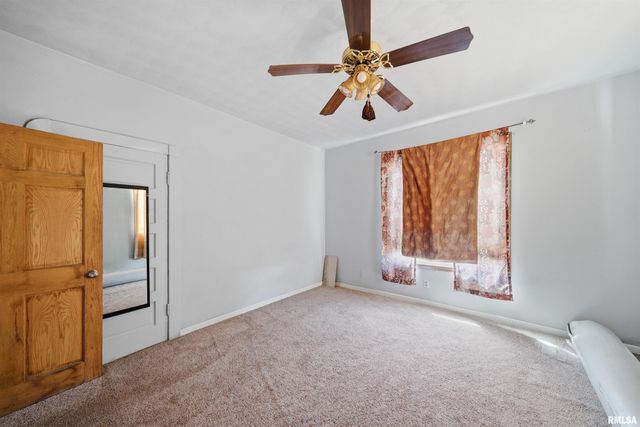 2607 W LINCOLN Avenue, Peoria, IL 61605
