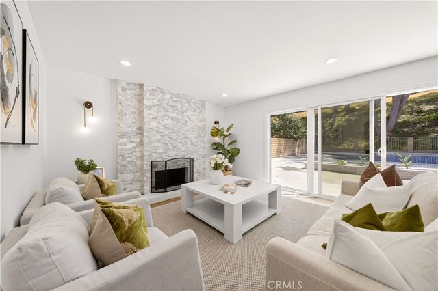 6764 E Swarthmore, Anaheim, CA 92807