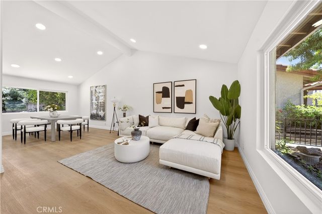 6764 E Swarthmore, Anaheim, CA 92807
