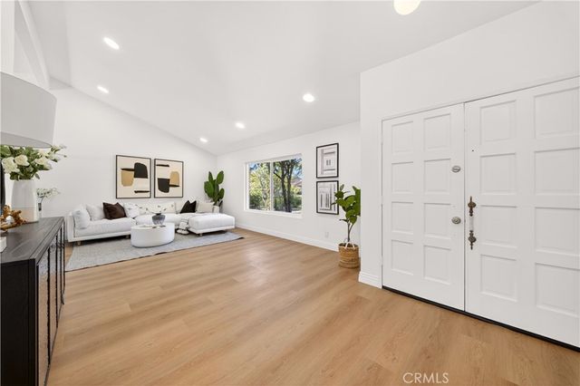 6764 E Swarthmore, Anaheim, CA 92807