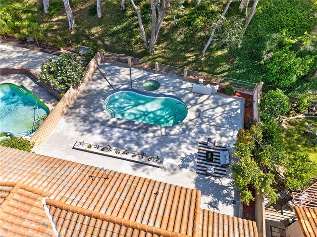 6764 E Swarthmore, Anaheim, CA 92807