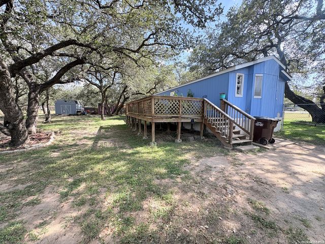 360 Brandon Way, Poteet, TX 78065