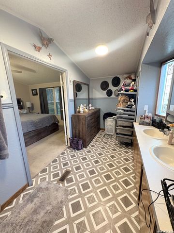 360 Brandon Way, Poteet, TX 78065