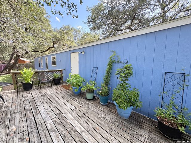 360 Brandon Way, Poteet, TX 78065