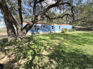 360 Brandon Way, Poteet, TX 78065