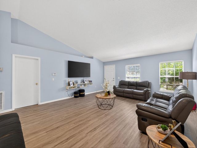 4020 SUNNY DAY WAY, Kissimmee, FL 34744