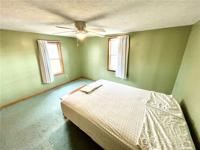 464 Bridgeport Rd, Mt Pleasant Twp, PA 15666